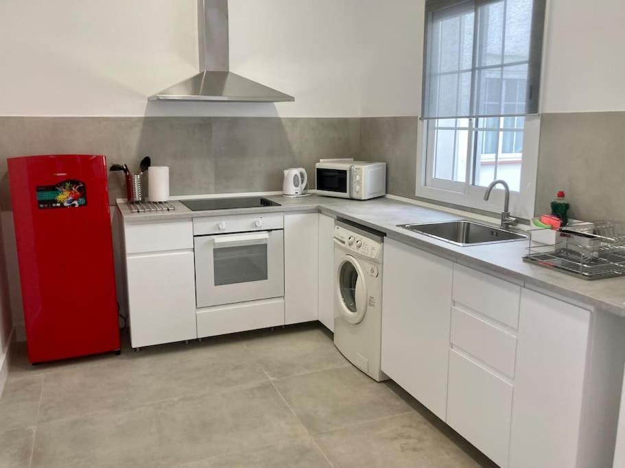 Acogedor Apt 6Pax 3Bdr 2Bth - Cozyhomesevilla5 エクステリア 写真