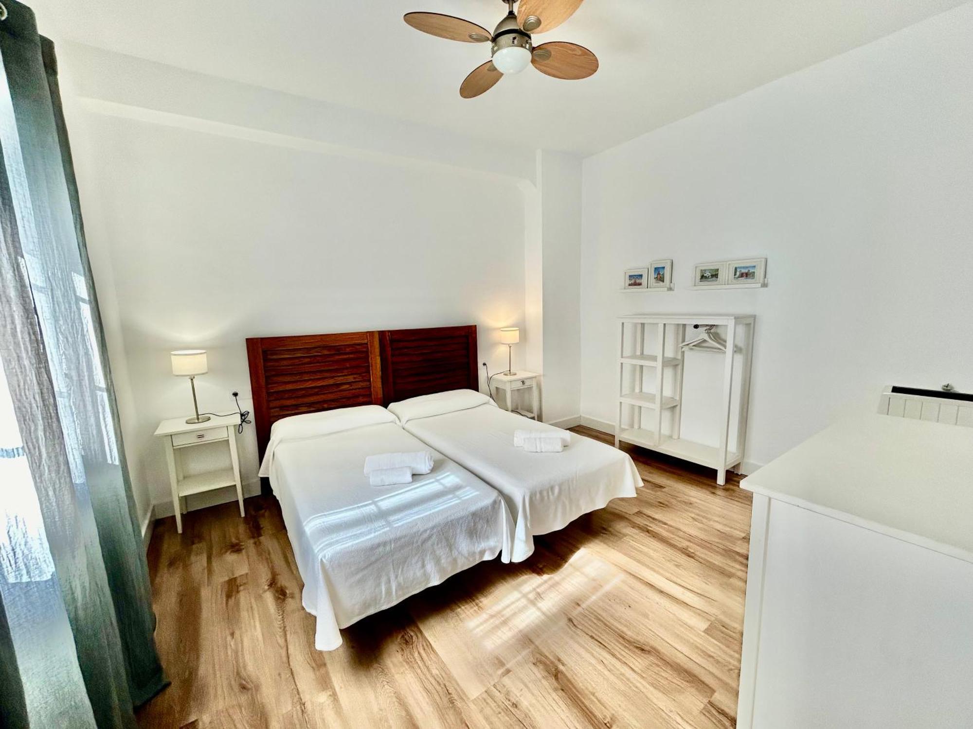 Acogedor Apt 6Pax 3Bdr 2Bth - Cozyhomesevilla5 エクステリア 写真